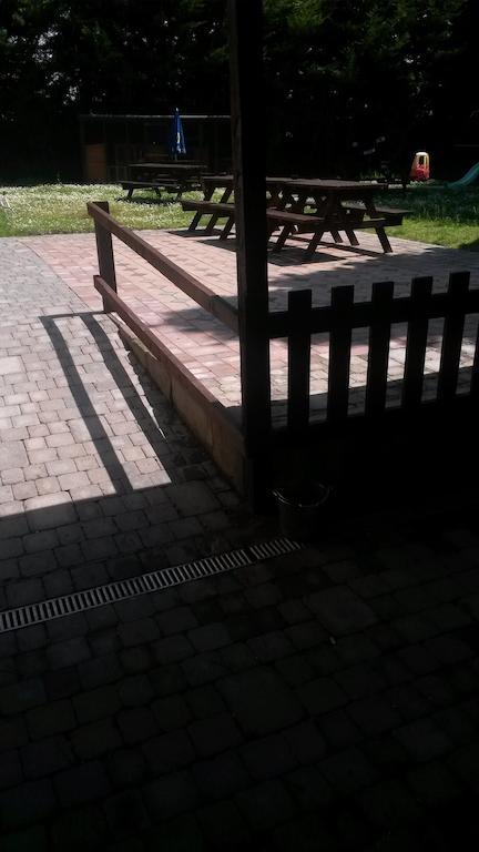 The Friar Tucks Hotel Gloucester Zewnętrze zdjęcie